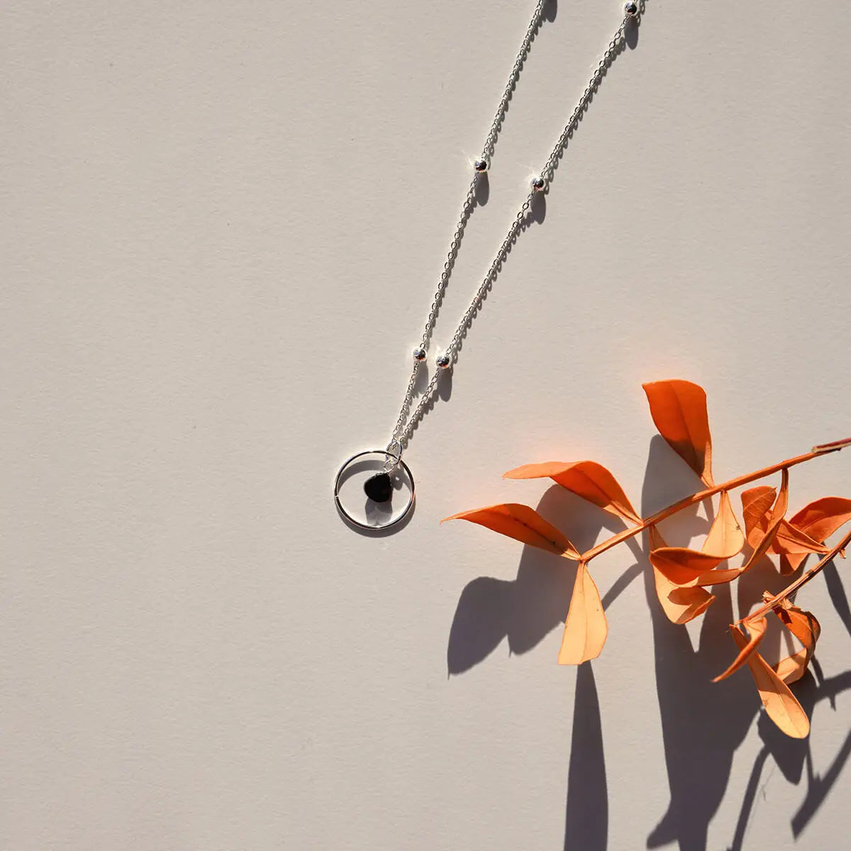 Necklace circle black silver - Big hug (Halskette)