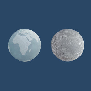 Erde und Mond Eiswürfelform