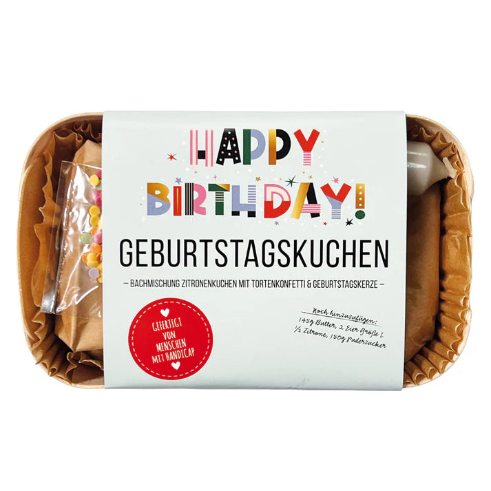 Geburtstagskuchen mit Tortenkonfetti & Geburtstagskerze