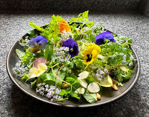 Kalifornischer Blüten Salat