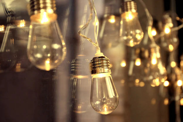 EDISON BULB STRING LIGHTS